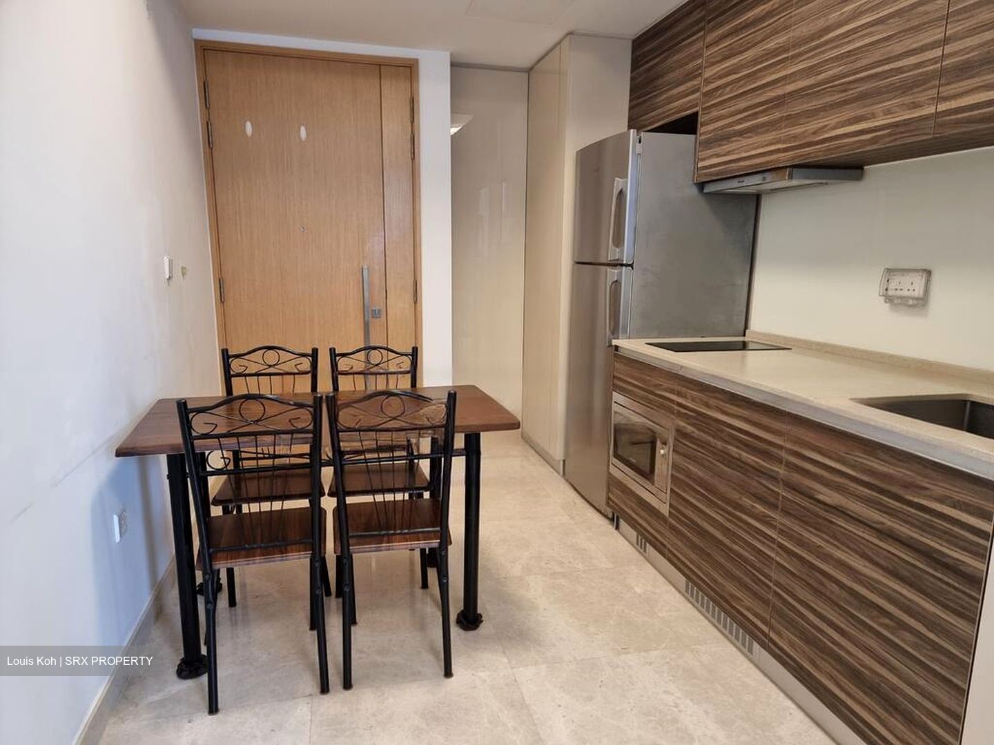 Commonwealth Towers (D3), Condominium #458074471